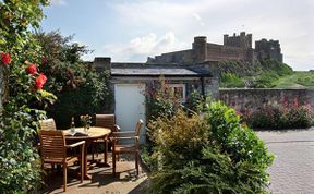 Photo of in Bamburgh (CN139)