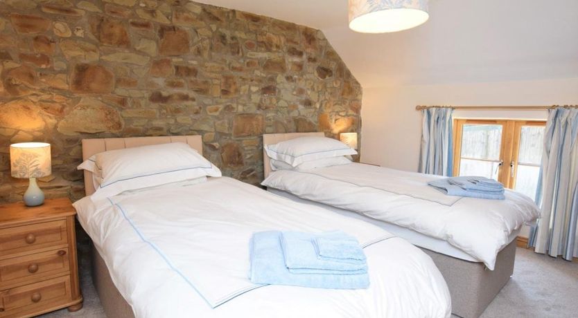 Photo of 2 Bed in Woolsery