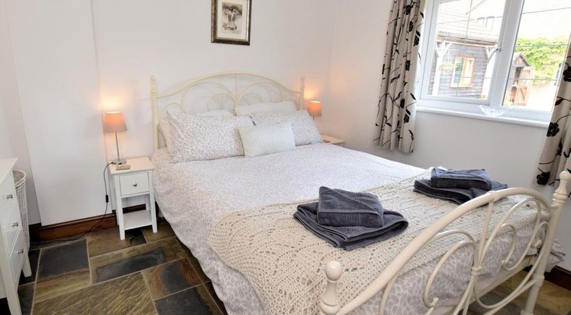 Photo of 1 Bed in Erlestoke