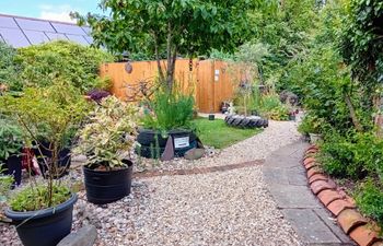 Emily's Retreat at the Great Barn Holiday Cottage