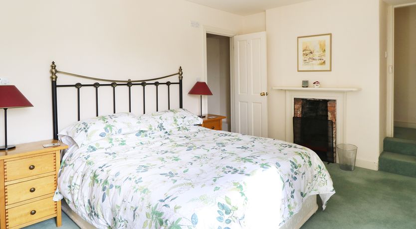 Photo of Glebe House