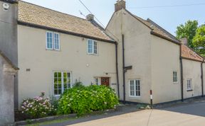 Photo of Glebe House