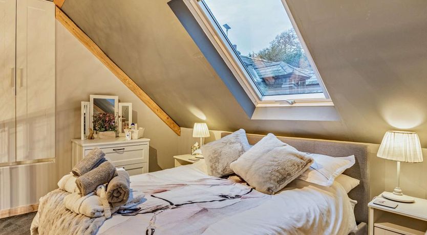 Photo of 1 Bed in Avon