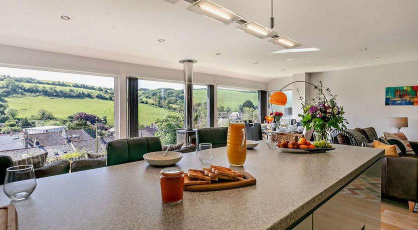 Photo of 4 Bed in Millbrook