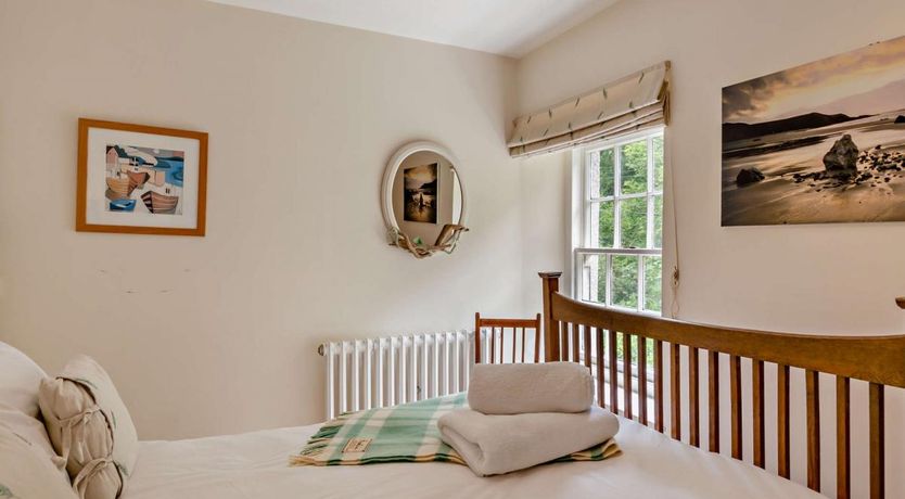 Photo of 3 Bed in Bucks Mills