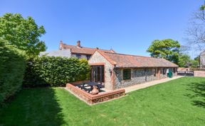 Photo of Farm Cottage