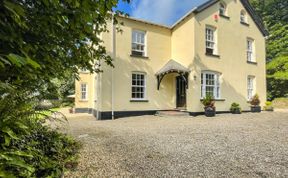 Photo of House in North Cornwall