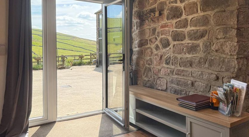 Photo of 1 Bed in Quarnford