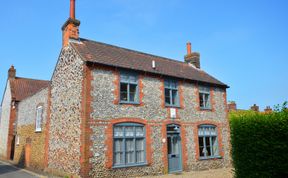 Photo of Albert Cottage