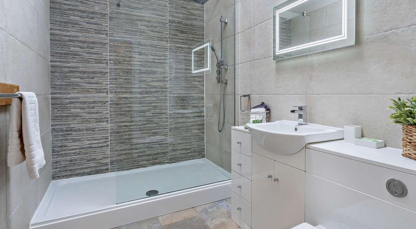 Photo of 2 Bed in Croes y pant