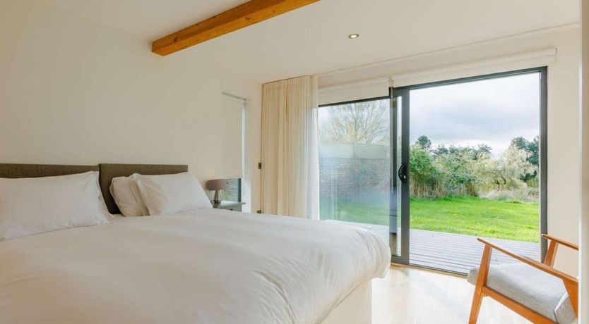 Photo of 3 Bed in Whitnage