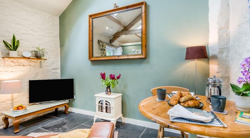 Photo of 1 Bed in St Dominick