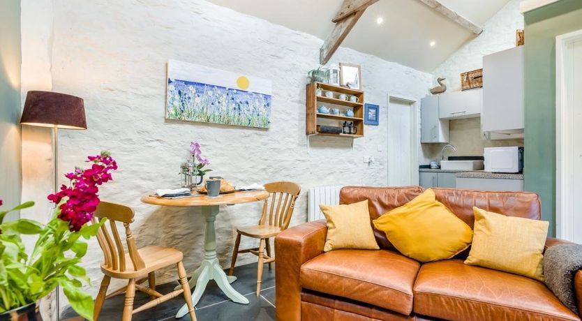 Photo of 1 Bed in St Dominick