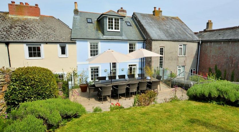 Photo of 6 Bed in Cawsand