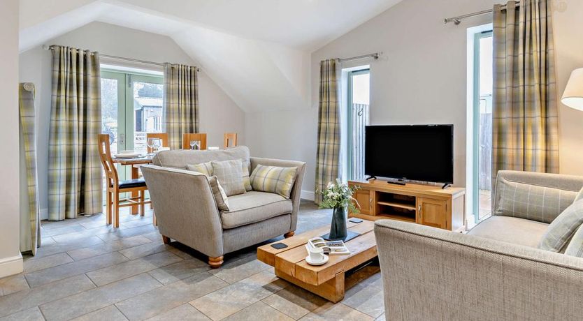 Photo of 2 Bed in Croes y pant