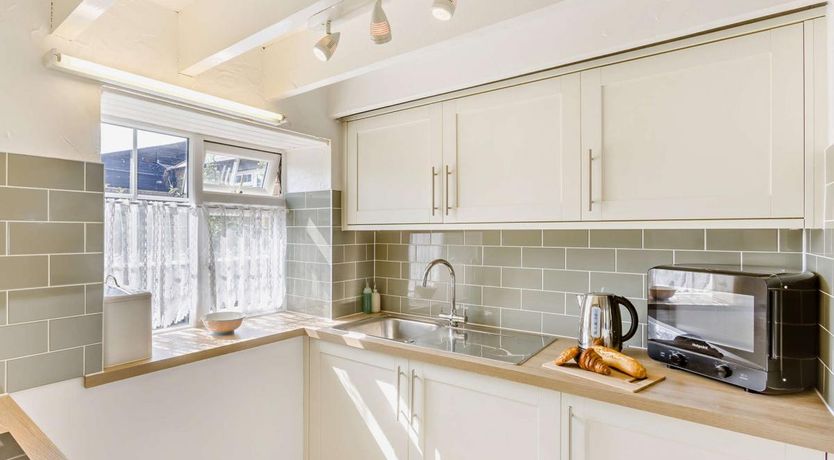 Photo of 2 Bed in Westward Ho