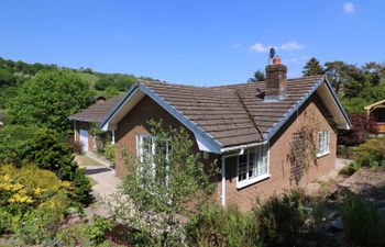 Pen Y Maes Holiday Cottage