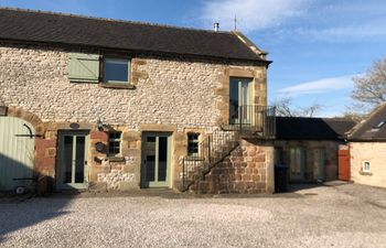 Hall End Barn Holiday Cottage