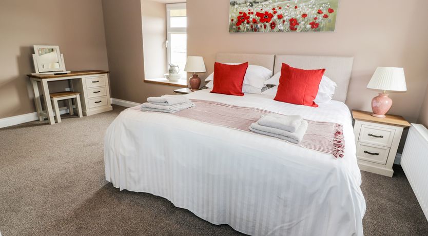 Photo of Longforth Farm Cottage