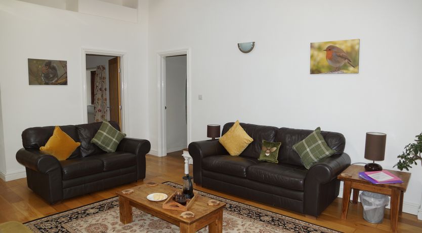 Photo of Dilly Dally Barn