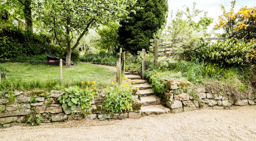 Photo of 2 Redeswood Cottages