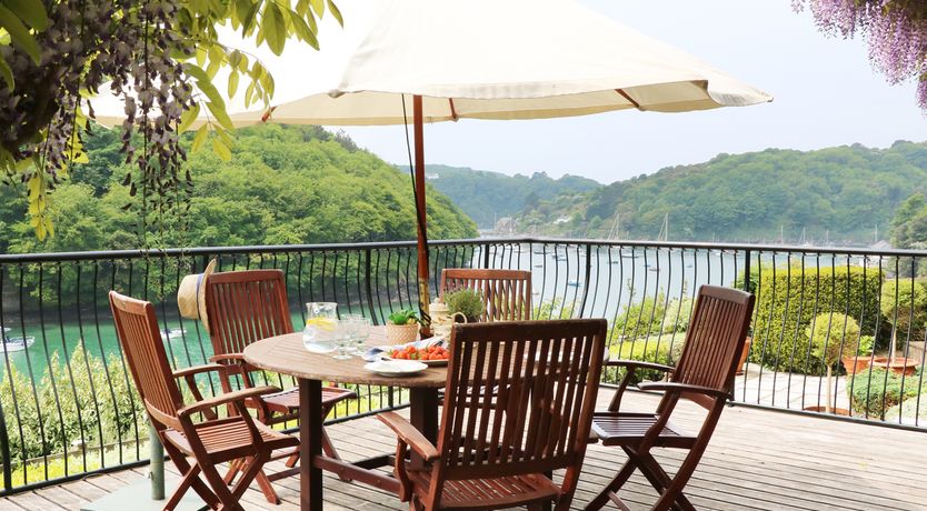 Photo of Elphinstone