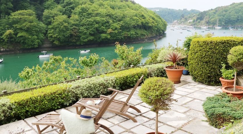 Photo of Elphinstone