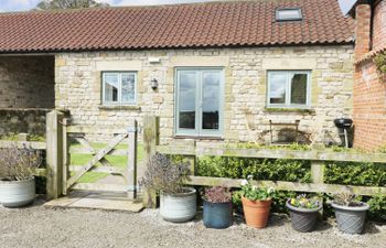 Stone Cross Holiday Cottage