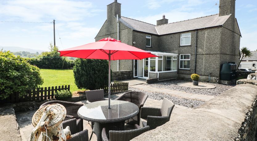 Photo of Cefn Werthyd Farmhouse