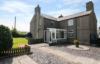 Cefn Werthyd Farmhouse Holiday Cottage