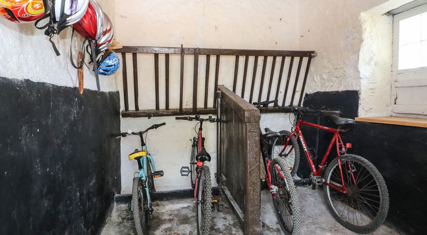 Photo of Cefn Werthyd Farmhouse
