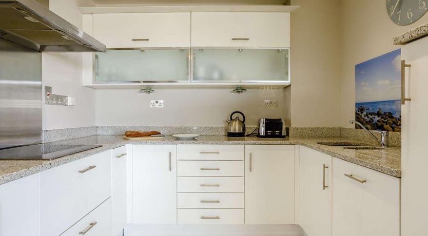 Photo of 2 Bed in Westward Ho