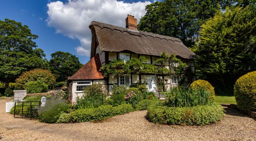 Photo of 6 Bed in Boldre