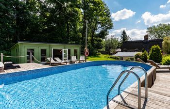in Lymington  (56765) Holiday Cottage
