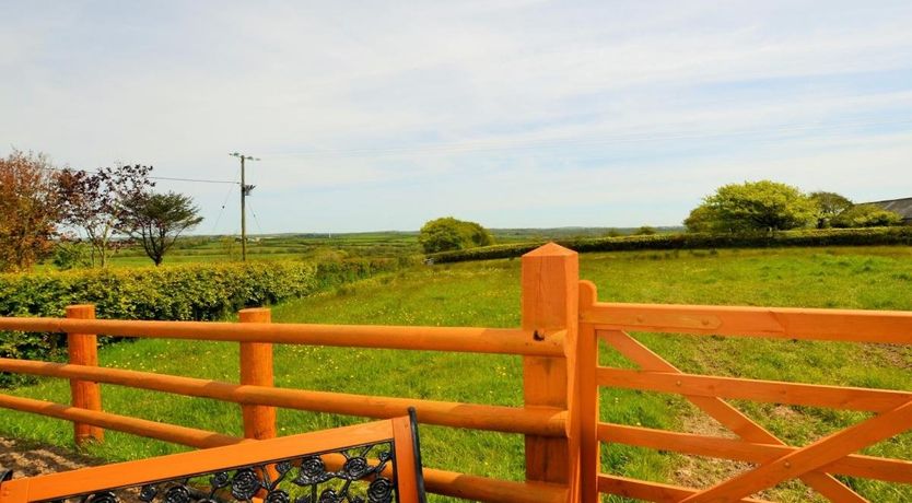 Photo of 2 Bed in Hersham