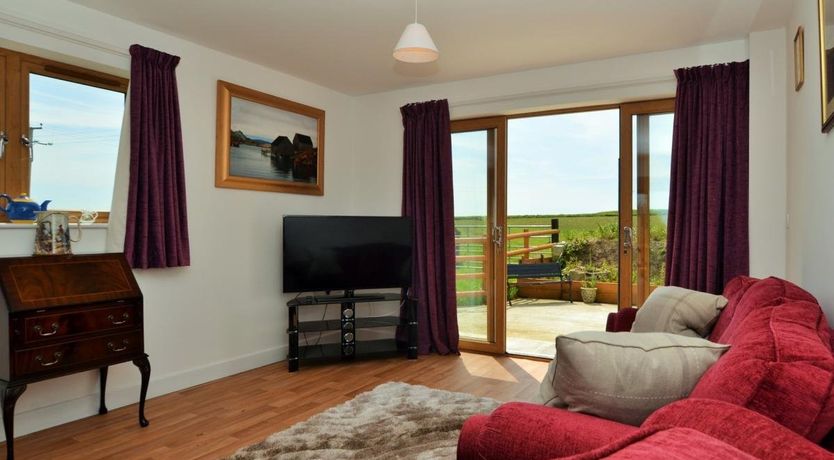 Photo of 2 Bed in Hersham