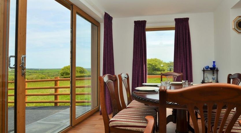 Photo of 2 Bed in Hersham