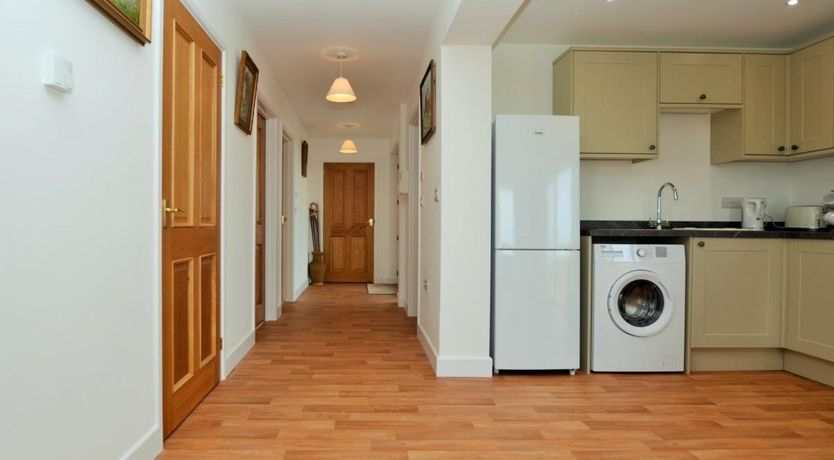 Photo of 2 Bed in Hersham