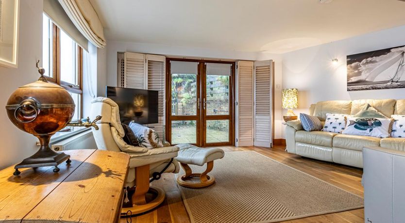 Photo of 3 Bed in Shanklin