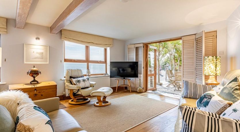 Photo of 3 Bed in Shanklin