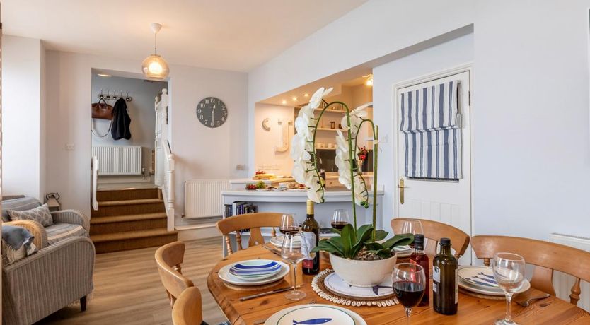 Photo of 3 Bed in Shanklin