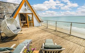 Photo of in Shanklin (IC155)