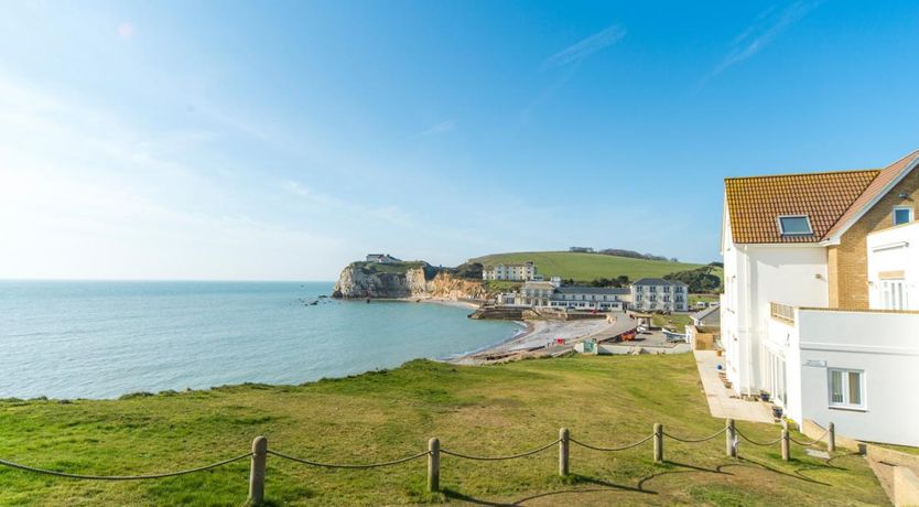 Photo of 1 Bed in Freshwater