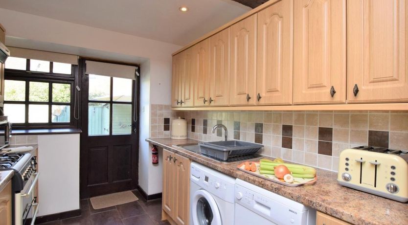 Photo of 2 Bed in Shanklin
