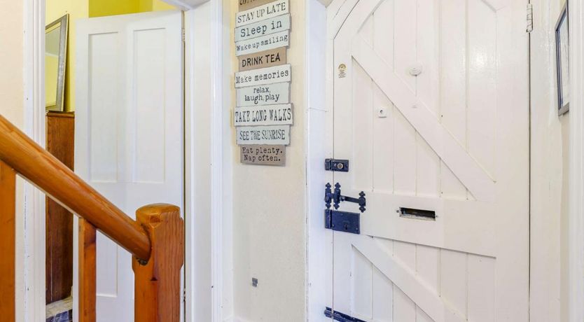 Photo of 3 Bed in Ventnor