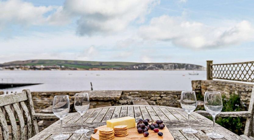 Photo of 3 Bed in Swanage