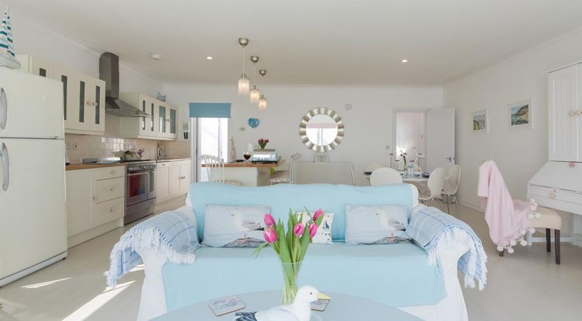 Photo of 3 Bed in Ventnor