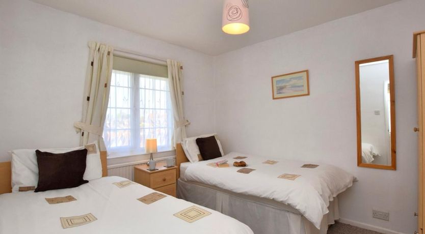 Photo of 2 Bed in Shanklin