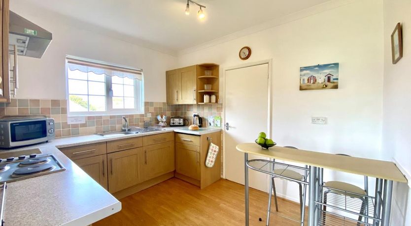 Photo of 2 Bed in Shanklin