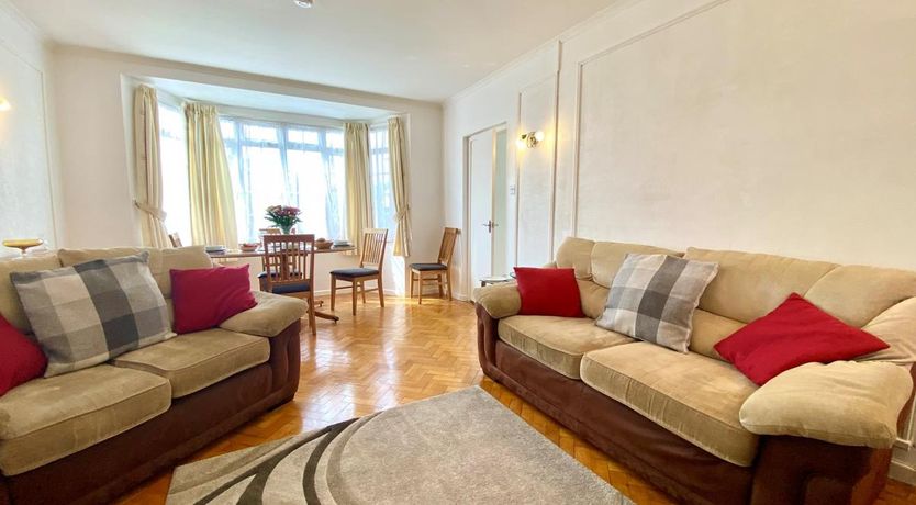 Photo of 2 Bed in Shanklin